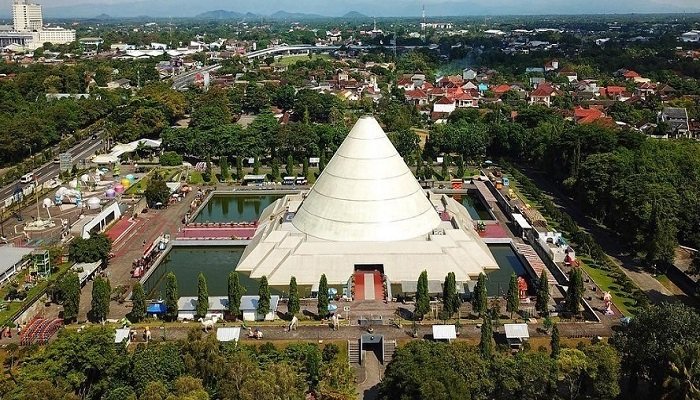 Monumen Jogja Kembali