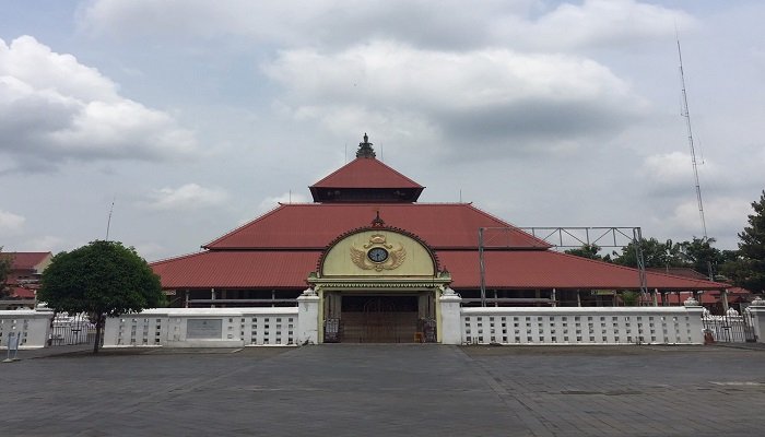 masjid kauman